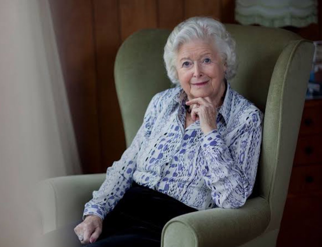 AboutTheArchers's tweet photo. We are so very sorry to learn of the death of June Spencer. We send our thoughts to her family, friends and of course #TheArchers family x https://t.co/WGw4vMVqcb