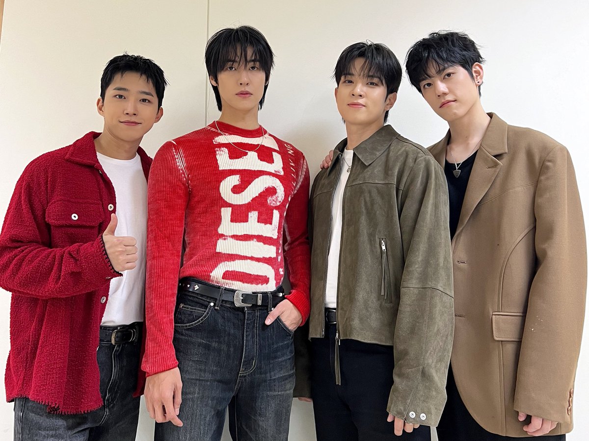 NFlyingofficial's tweet photo. [📸] 한수원 뮤직 페스티벌 : 씨어터

#NFlying #엔플라잉 https://t.co/LoXp3Cxuq1