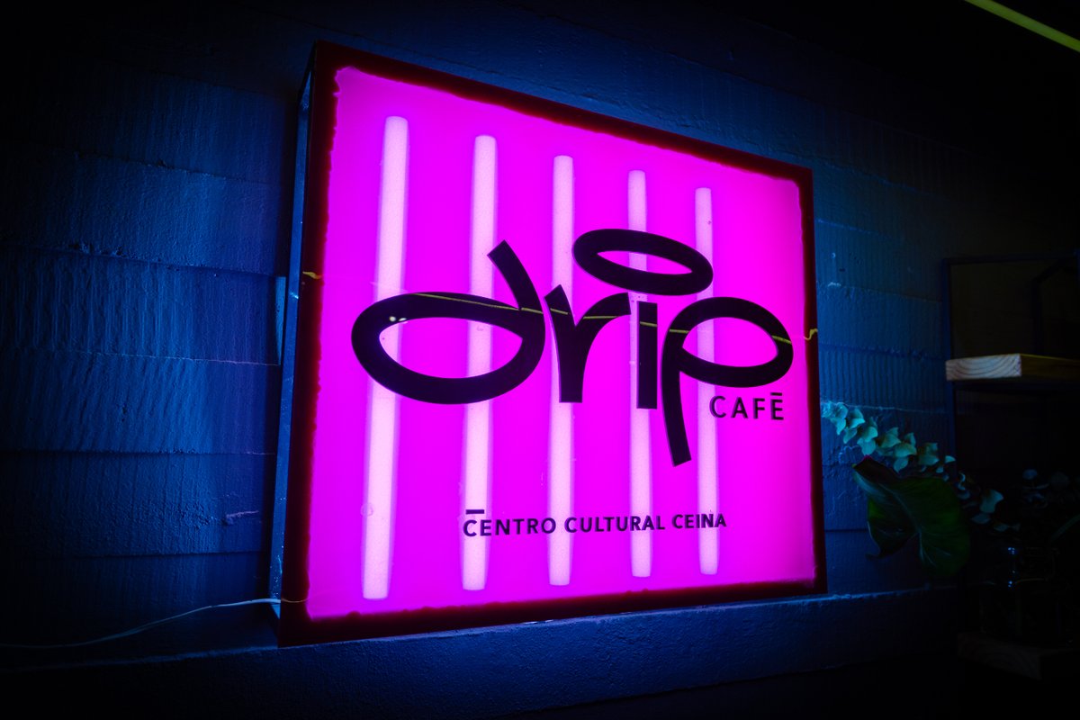 Centro_Ceina's tweet image. DRIP CAFÉ EN #CEINA ☕ Un espacio acogedor en el centro de Stgo! El lugar ideal para hacer una pausa, perfecto si necesitas conectarte, trabajar, o simplemente disfrutar de una excelente taza de café.

Lunes a viernes: 10 a 20 h
Sábado y domingo: 14 a 20 h

¡Te esperamos! ☕🍪