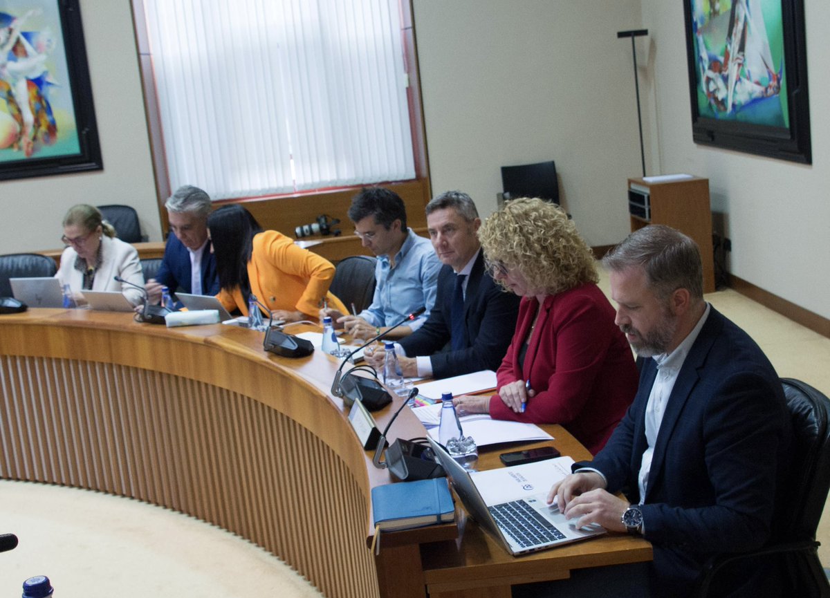 🗣️ Rematan as intervencións no <a href="/Par_Gal/">Parlamento Galicia</a> desta semana. 

✅ Analizando o orzamento de <a href="/Turgalicia/">Turismo de Galicia</a> para 2025.

✅ Na Comisión 6ª, Industria, Enerxía, Comercio e Turismo. 

Seguimos 💪🏼