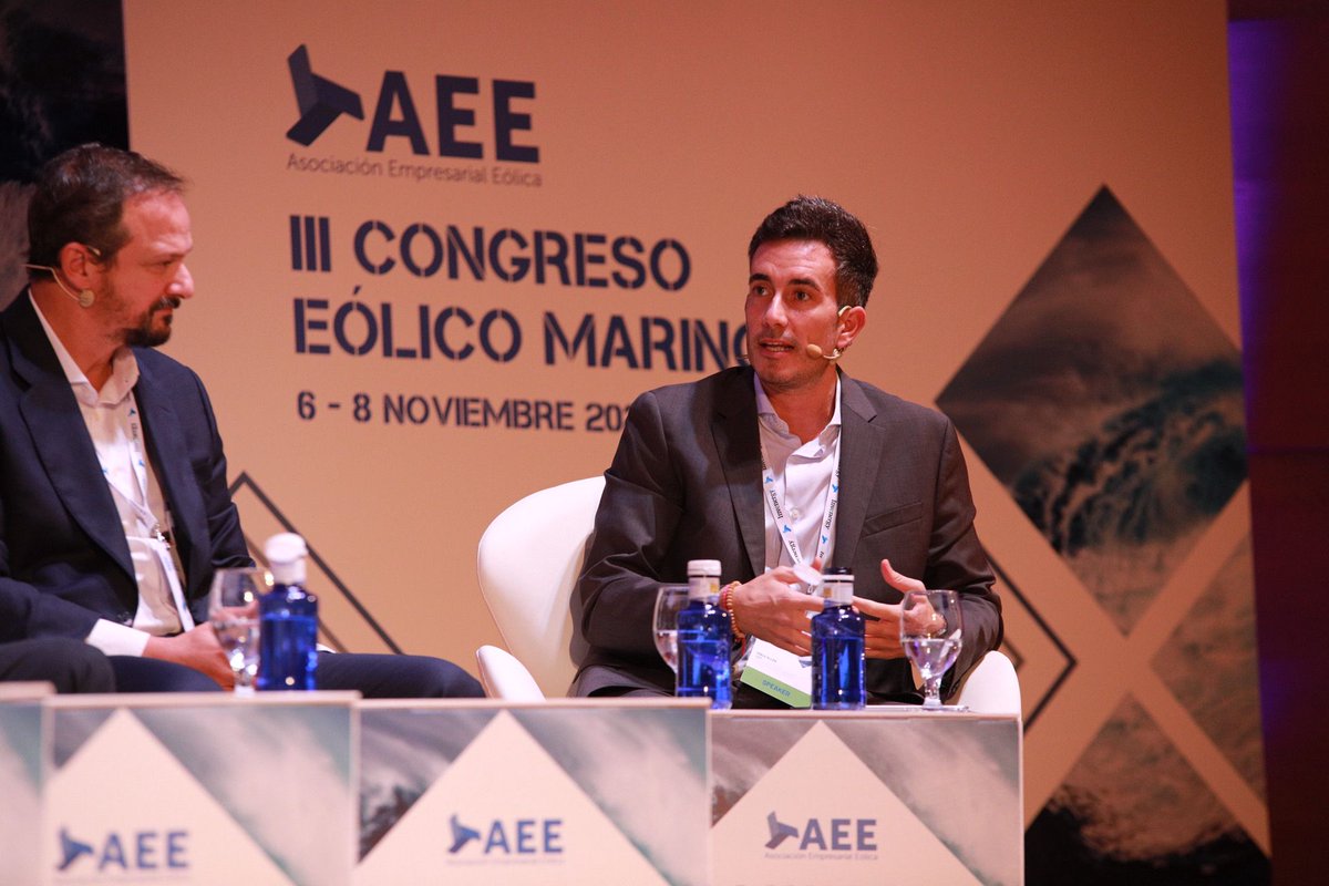 aeeolica (@aeeolica) on Twitter photo #CongresoEólicoMarino Sesión 7
Moderador de la sesión 👉Joaquín Gurriarán de DISA
Ponentes:
👉Francisco Villazón de <a href="/BlueFloatEnergy/">BlueFloat Energy</a>
👉Pedro Mayorga de <a href="/EnerOcean/">EnerOcean S.L.</a>
👉@Esteyco
👉Pablo Alcón de @qair #CongresoEólicoMarino Sesión 7
Moderador de la sesión 👉Joaquín Gurriarán de DISA
Ponentes:
👉Francisco Villazón de <a href="/BlueFloatEnergy/">BlueFloat Energy</a>
👉Pedro Mayorga de <a href="/EnerOcean/">EnerOcean S.L.</a>
👉@Esteyco
👉Pablo Alcón de @qair