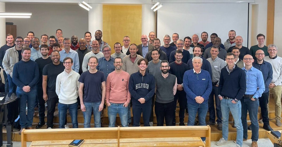 Inspiring week with French pastors and our Neopolis team! Let's partner with them in prayer:

🙏🏾 For their relational and spiritual growth
🙏🏼 For their ministry in preaching, pastoring, and planting churches
🙏🏽 For our team members, Jon Dennis and Tsiry Andria