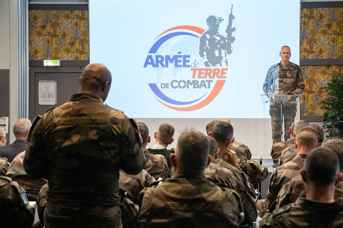 Clôture de la 71e session nationale du <a href="/CFM_Terre/">Conseil de la fonction militaire Terre</a>.
Instance clé de la concertation dans l'<a href="/armeedeterre/">Armée de Terre</a>, il contribue à rendre l'armée de Terre plus forte dans sa mission au service de la Nation. Il propose des solutions et veille à la condition des soldats et de leurs familles.