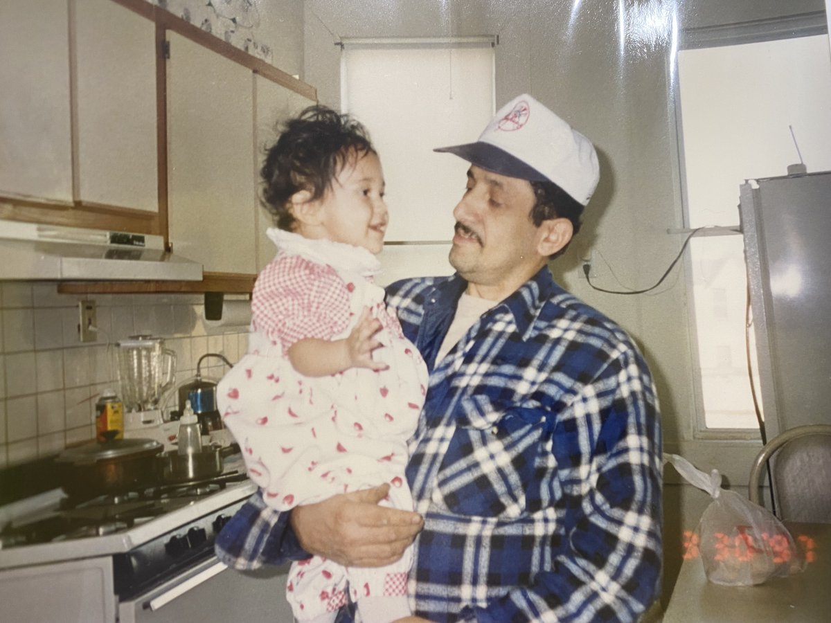 NYUSPS's tweet image. "As a first-generation student, I know that my ceiling is the next generation's floor." - Naya Garrido-Genao, a current SPS student at @nyutischcenter on her experience as a first-generation college student. 
#WeAreSPS #FirstGenForward #CelebrateFirstGen
@FirstgenForward