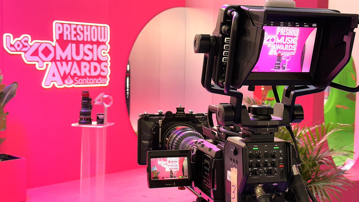 Descubre un año más en directo toda la magia detrás del PRESHOW de LOS40 Music Awards gracias a nuestros objetivos de la gama Cine Servo motorizados, consiguiendo la mejor imagen para la mejor música.

Sigue la retransmisión en vivo aquí: 
youtube.com/live/-1vi65DNg…