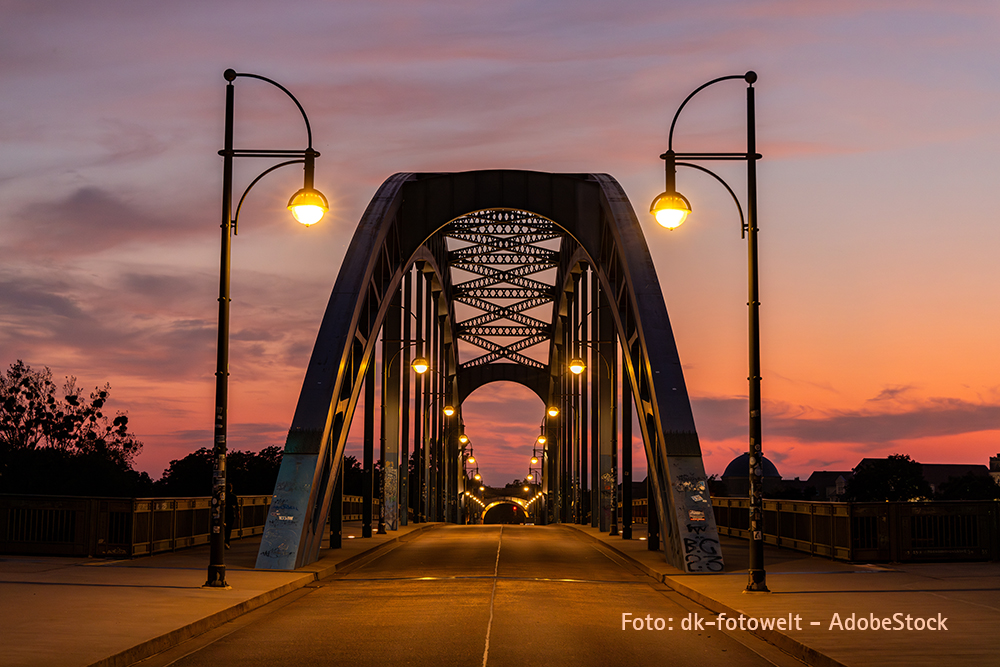 Mit einem Blick auf die Sternbrücke in Magdeburg wünschen wir ein schönes Wochenende 🌅
#Magdeburg #SachsenAnhalt #IHKMagdeburg #Wochenende