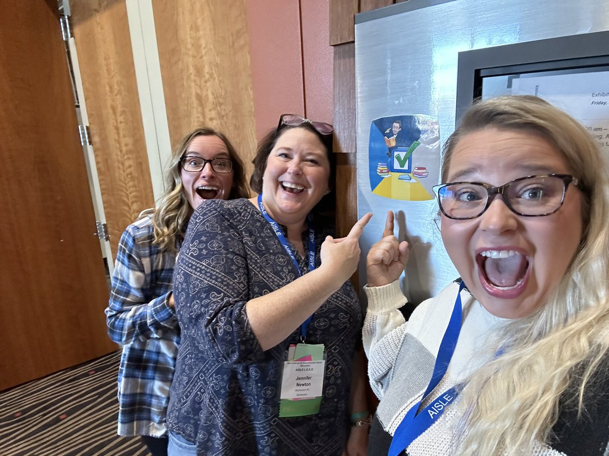RocketPoms's tweet photo. #RocketsRead is ready for day one of the @AISLEd_org annual conference! Let’s L.E.A.D. together! 📚#AISLEd24 https://t.co/j2xqU8TIJE