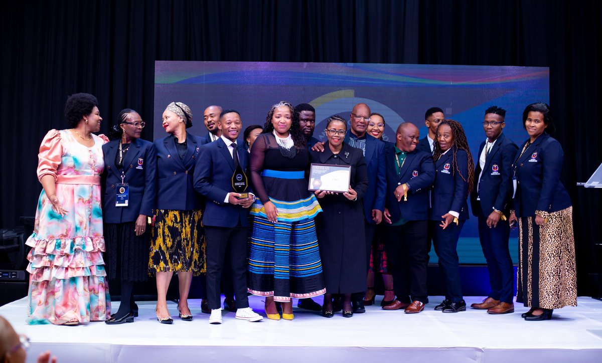 ABASA_National's tweet photo. A huge CONGRATULATIONS to all our award winners at the Annual Convention Gala Dinner and Presidential Awards 2024.
Thank you to everyone who attended, it was a spectacular evening indeed!
#ABASA39
#LeadingForLegacy
#AccountingForDemocracy https://t.co/RwskTVsAAT