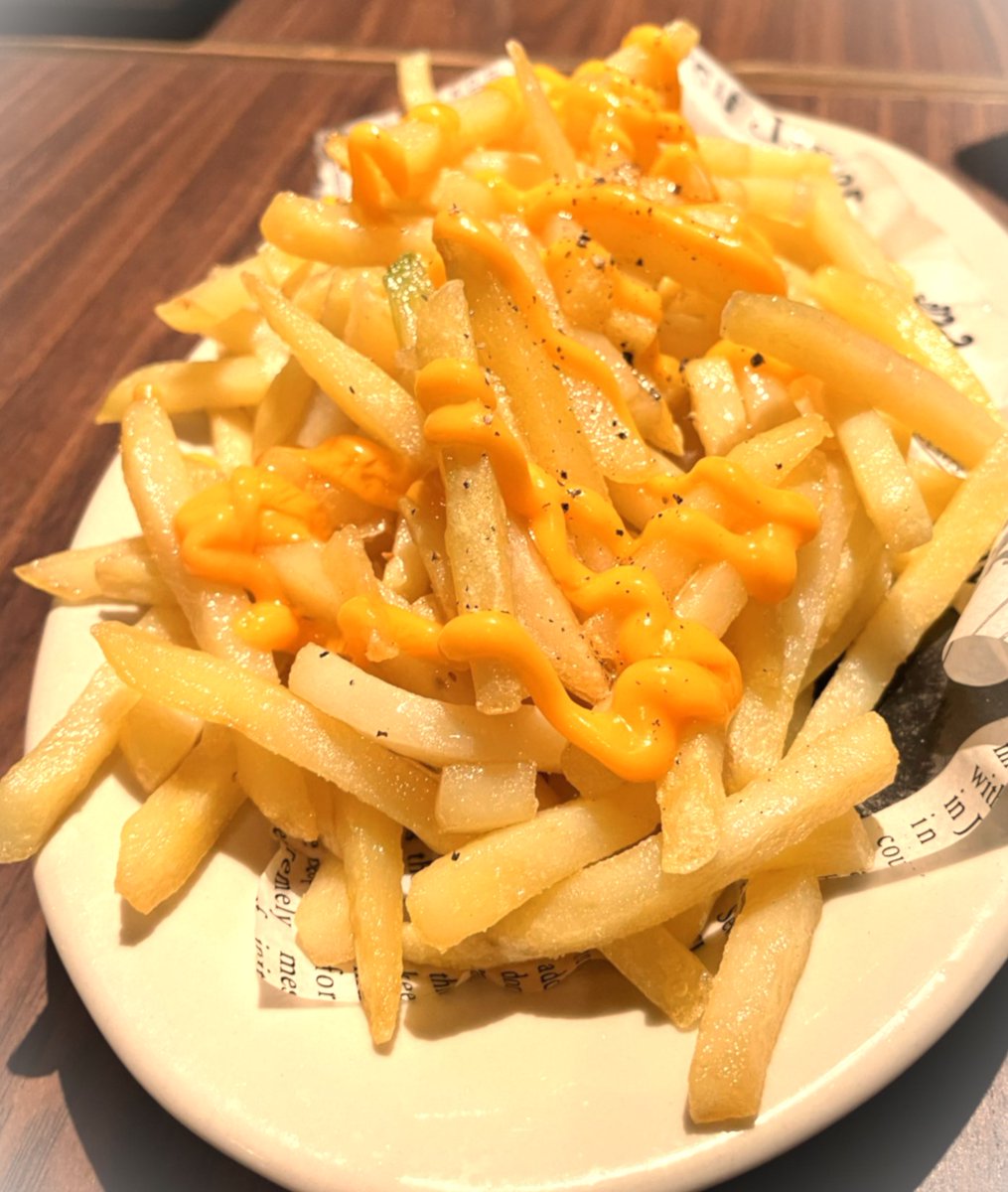 gomuzyoiou's tweet photo. ポテトおいちい https://t.co/vlLEHZ8W3o