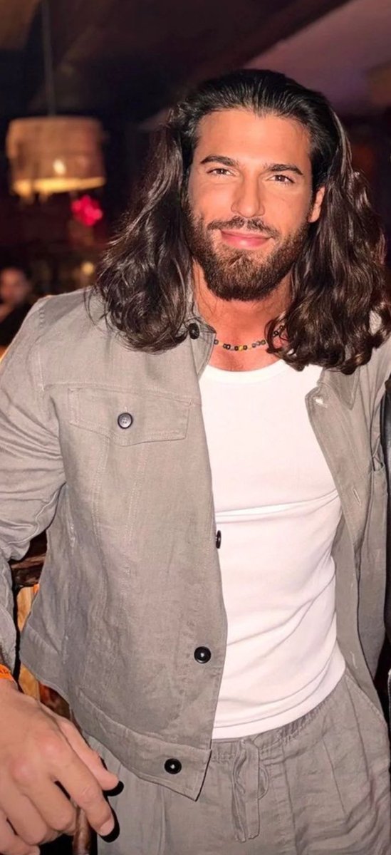 !!!! Qué bien le sientan los 35 años!!! 💖💖💫
#CanYaman
#HappyBirthday35CanYaman 
#Feliz35AñosCanYaman