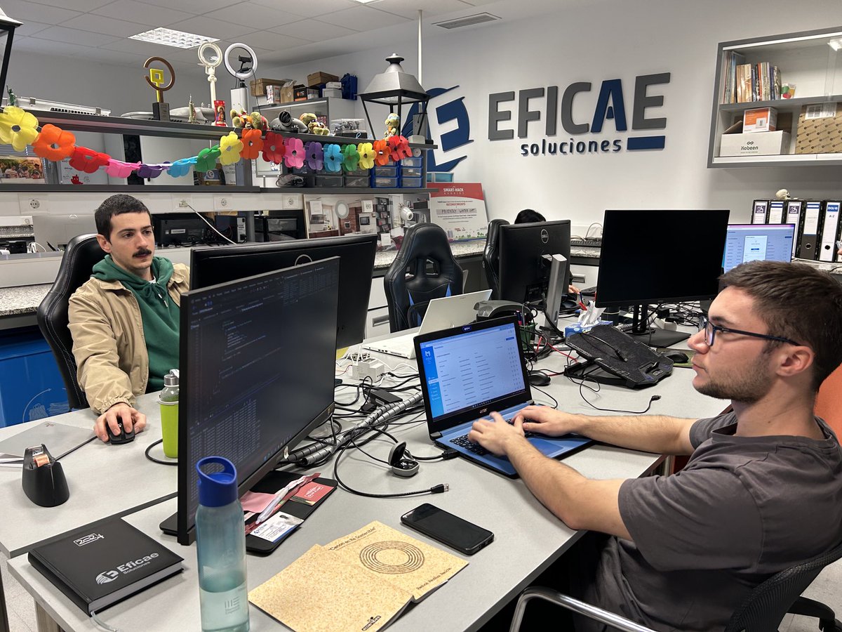 ✅25 empresas tecnológicas y startups extremeñas reciben 2,3M€ de ⁦<a href="/Junta_Ex/">Junta de Extremadura</a>⁩

⬆️La consejera ⁦<a href="/MercedesVaquera/">Mercedes Vaquera</a>⁩ en su visita al ⁦<a href="/FundecytPCTEX/">FUNDECYT-PCTEX</a>⁩:  “Lo que pretendemos es fomentar la competitividad de nuestro tejido empresarial”

🔗juntaex.es/w/vaquera-visi…