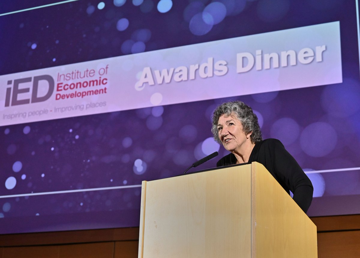 SASEventMgmt's tweet image. This years @theIED Annual Conference ended with a fabulous Awards evening. Everyone dressed up, welcome fizz, three course dinner and then an abundance of cheers and clapping as the awards got underway! A great way to finish off the event. #conference #awardsdinner #celebration