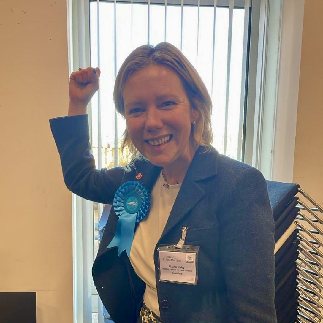 Congratulations to all 3 <a href="/ScotTories/">Scottish Conservatives</a> candidates in aberdeenshire by-elections - ALL gains from the SNP!
Well done!
• Peter Chapman, Central #Buchan
• Iain Sutherland, #Fraserburgh &amp; District
• Tracey Smith, #Mearns
Congratulations also to Elaine Kirby for winning #elgin South