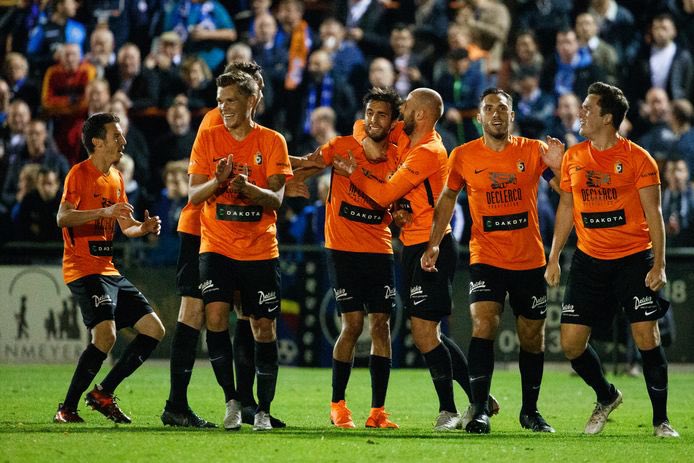 💡 The players are currently worried because they haven’t been paid for two months. How do you plan to reassure them?

🟠⚫️🗣️ «  We are aware of this concern. However, the club has been in this situation for several months now. And you should know, Sacha, taking over a football