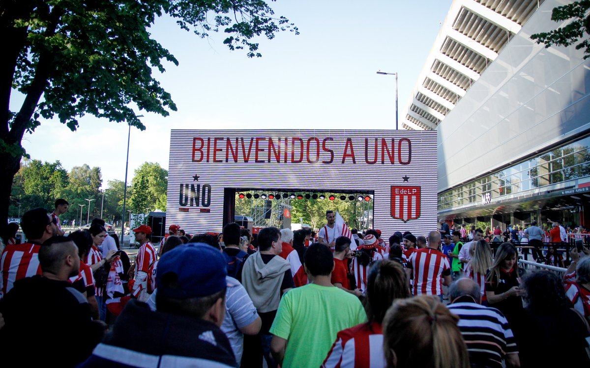 EdelpOficial's tweet photo. 🏟️ ¡El sueño se volvió realidad! A cinco años del regreso. A cinco años de la vuelta a UNO, para siempre ❤️

🗓️ 9.11.2019 🇦🇹 https://t.co/LKXuKf2w7V
