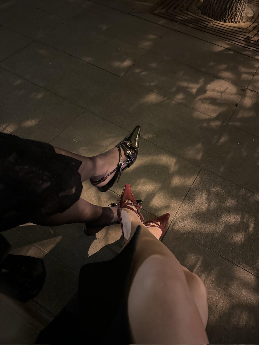 蹬等灯等鄧 tweet media