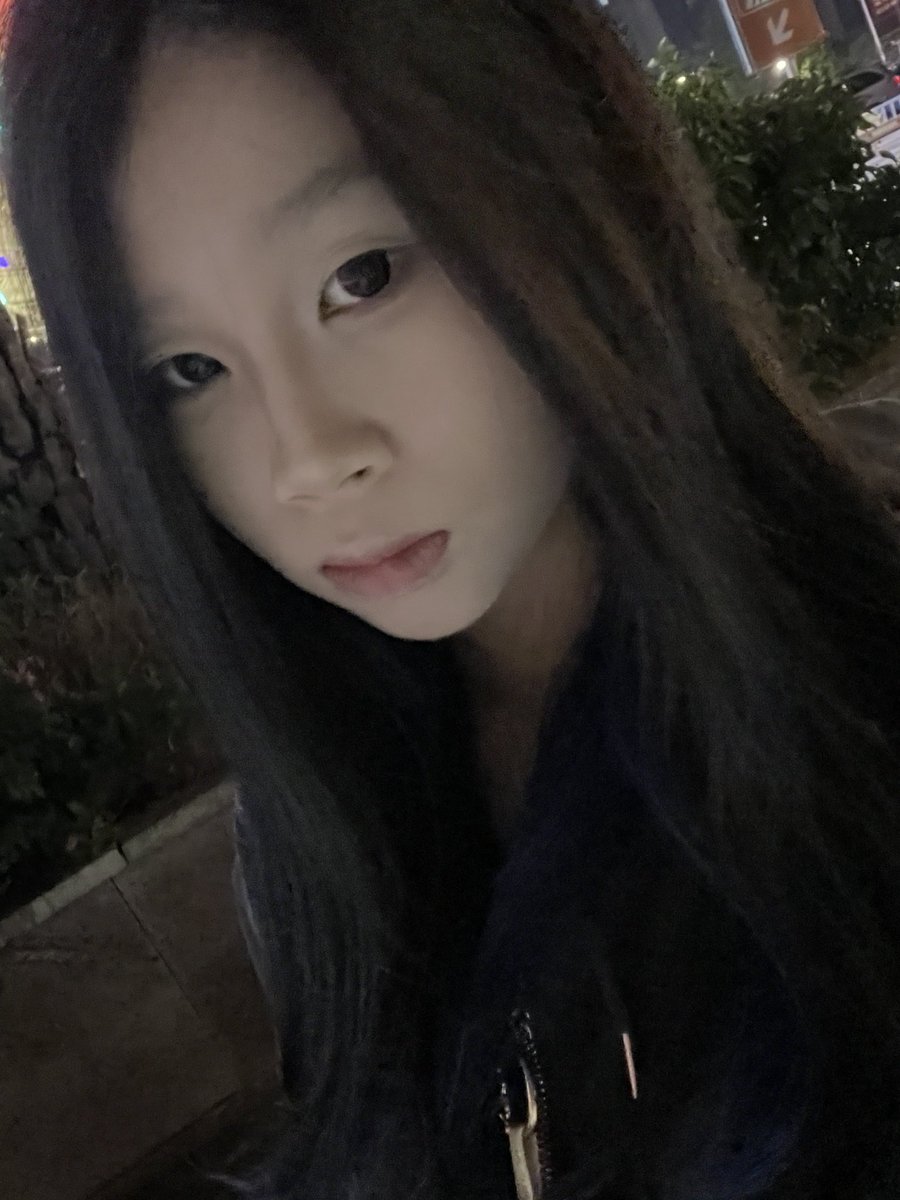 fssr0719's tweet photo. 還是看淡妝的自己比較習慣 https://t.co/iTdKgNbO2Q