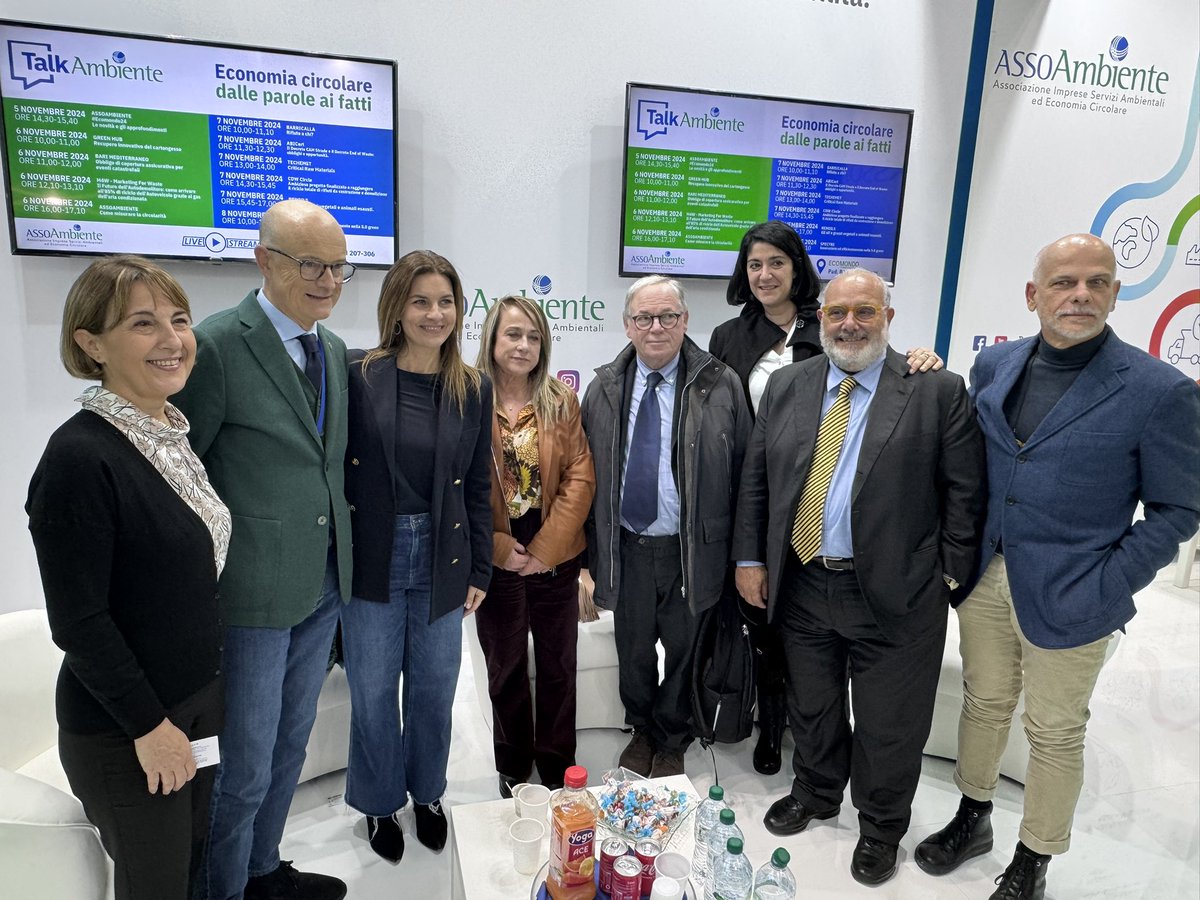 anparorg's tweet photo. #Ecomondo2024
Anche #ANPAR, con il presidente Paolo Barberi, ha partecipato al momento di confronto con l’Eurodeputata @ale_moretti sulle sfide che attendono il settore dell’economia circolare. https://t.co/3Wt0kGysry