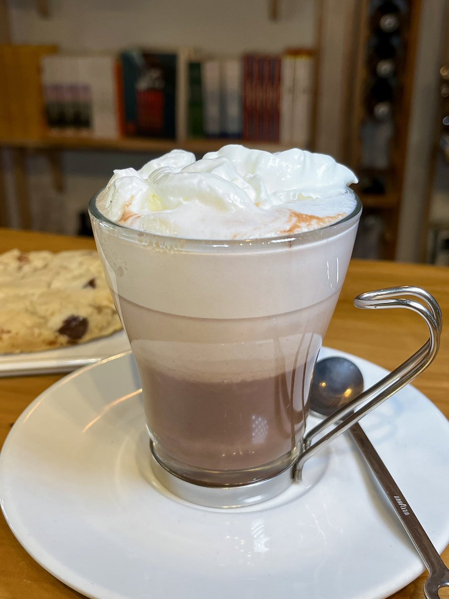 ItalianBarDC (@italianbardc) on Twitter photo Cioccolato Caldo Italiano or simply Hot Chocolate Americano? You decide! #hotchocolate <a href="/imeddiecano/">imeddiecano</a> Cioccolato Caldo Italiano or simply Hot Chocolate Americano? You decide! #hotchocolate <a href="/imeddiecano/">imeddiecano</a>