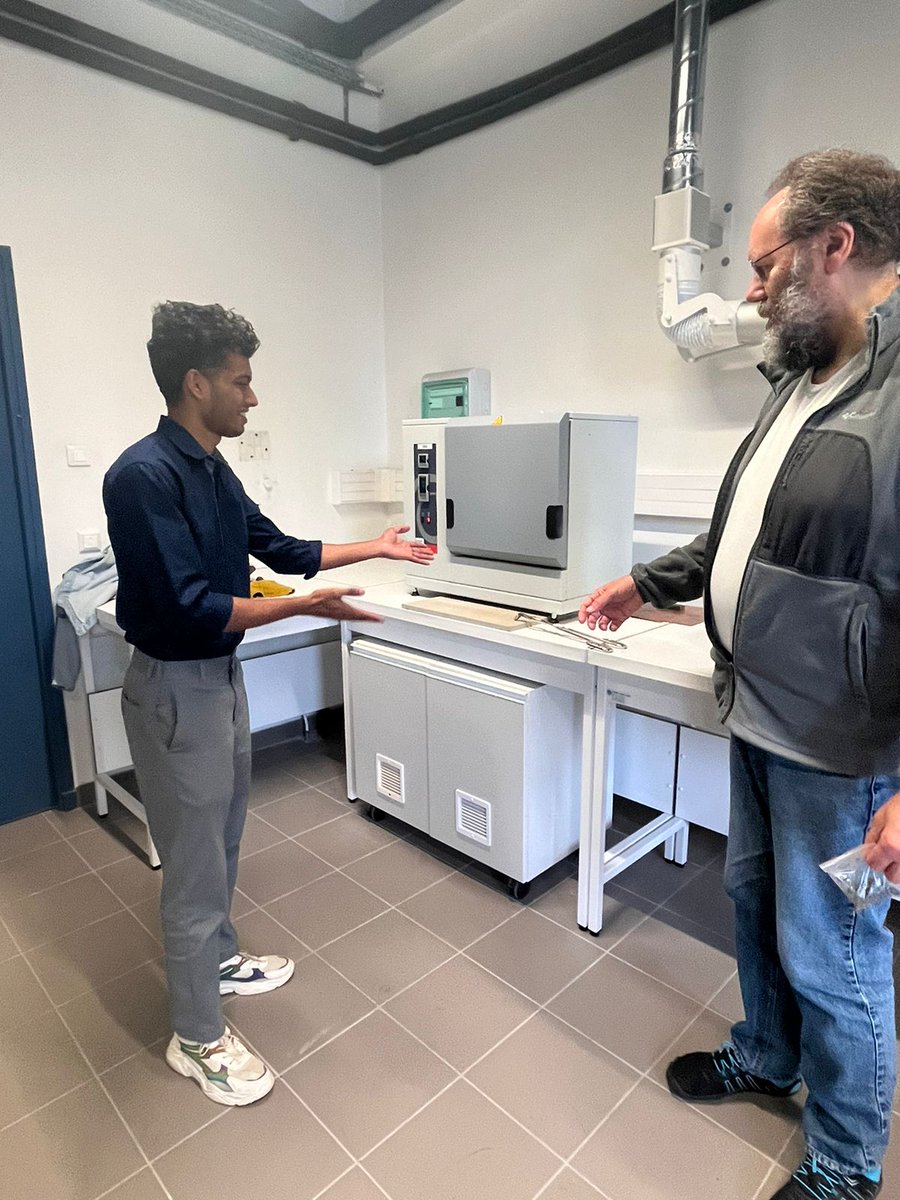 Contrabass_msca's tweet photo. 🌟 This week, DCUK9 Amal Mathyas prepped for his secondment at Holcim with DCUK10 Sumesh Erikandath, meeting Bruno Huet &amp; Vincent Morin. Later, he toured SiMAP with Alexander Pisch, meeting DCs Batoul Assi &amp; Binh Au Duong to discuss #carbonation progress! 💬🔬 
#MSCA #HorizonEU https://t.co/rIWpZT12OL