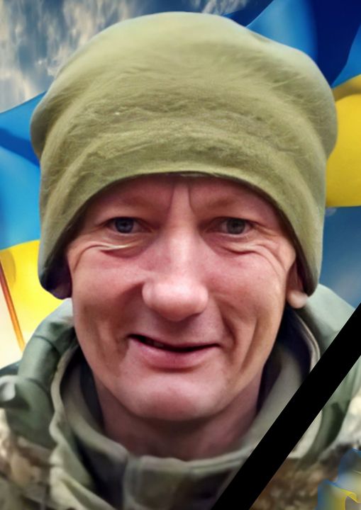 pogrebeckij's tweet photo. Белзька міська рада
05.11.2024 року, перебуваючи на лікуванні, помер військовослужбовець, житель села Піддубне -  Максимович Микола Зіновійович 15.03.1977 р.н.
Микола Максимович від початку 2024 року.
Висловлюємо глибокі співчуття  усім рідним та близьким воїна. https://t.co/eq7T6Xs4GB