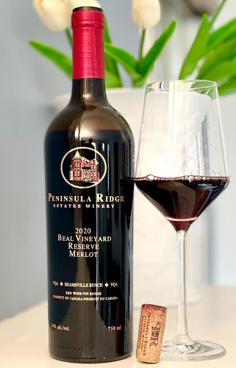 rickwine's tweet image. A bumper crop of Ontario #VQA wines coming to @LCBO (Vintages) stores on Nov. 16 — just in time for Christmas wine shopping. We run down the best of the best in this post on Wines in Niagara 👉 bit.ly/LCBOgems
@WineCountryOnt