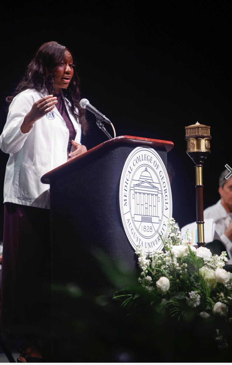 Queen Abure tweet media