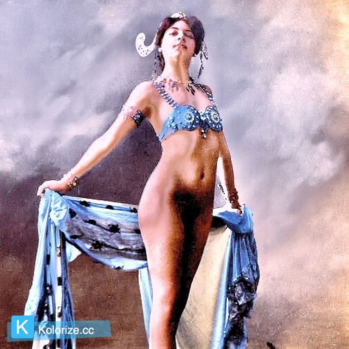 Kolorize tweet media