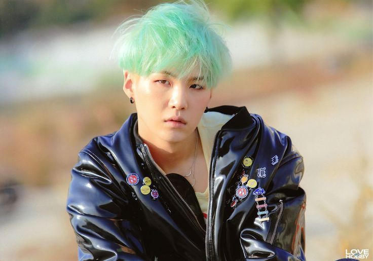 min_yoonii13's tweet photo. آرمی برا بالا بردن ارزش تجاری یونی ریپ و ریت:*
For슈가SUGA #SUGA #방탄소년단슈가 #슈가 #BTSSUGA https://t.co/1TPR2WzR77