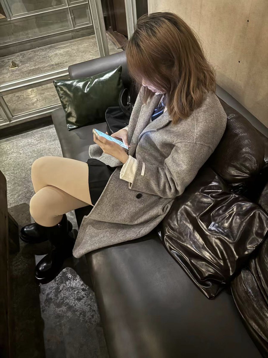 接到姐姐了（骚穴里夹着精液）
上次主人在这租的房子到期还早 索性就把她领过来了
我倒要看看今天到底是魔高一丈还是道高一丈 https://t.co/wB6WkvA4hr
