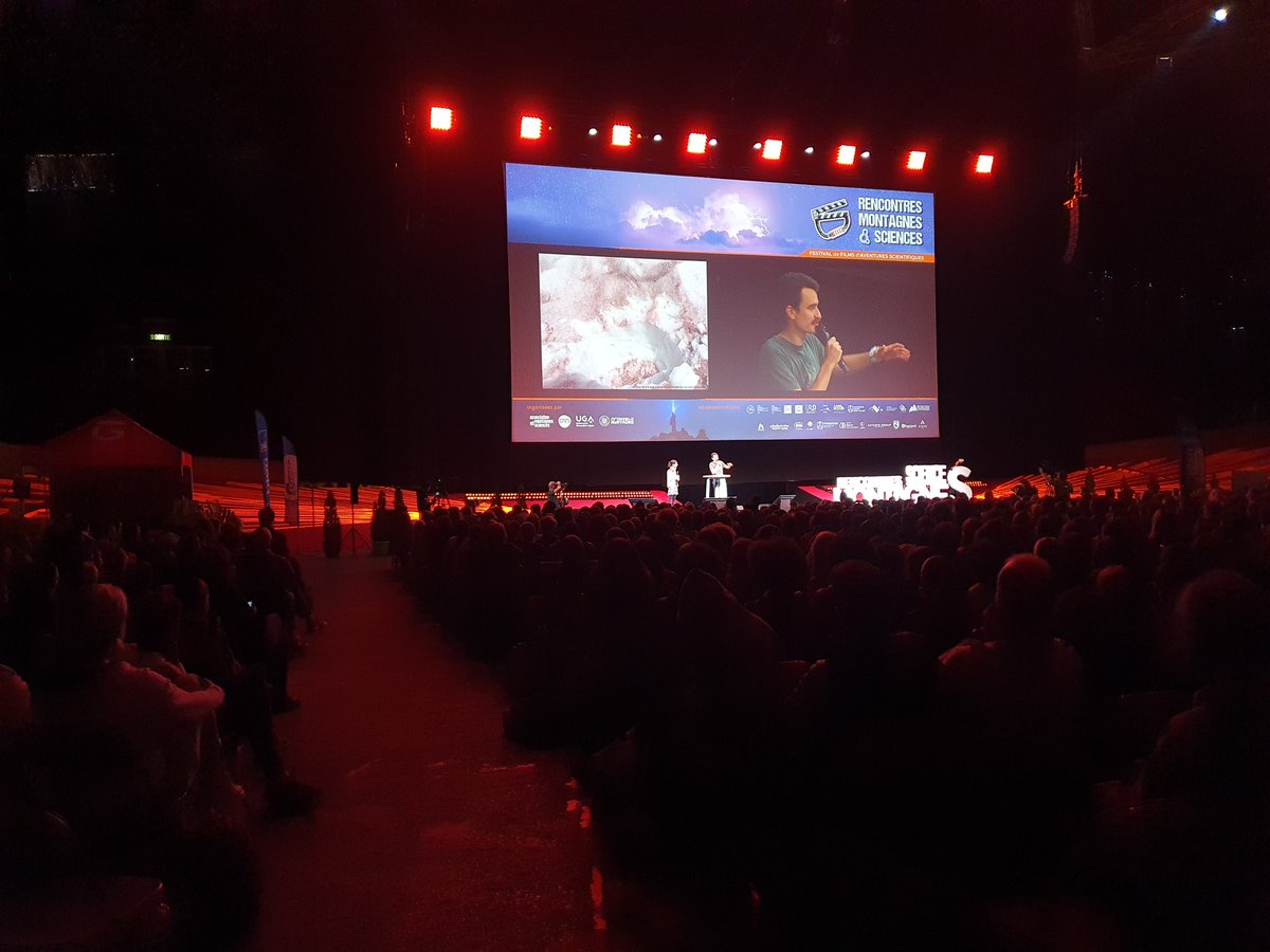 @MontagneScience <a href="/UGrenobleAlpes/">Université Grenoble Alpes</a> <a href="/EcologieAlpine/">Laboratoire d'Ecologie Alpine</a> <a href="/mercantour/">Parc national du Mercantour</a> <a href="/InstitutElevage/">Institut de l'élevage - Idele</a> <a href="/prefetrhone/">Préfète de région Auvergne-Rhône-Alpes et du Rhône</a> <a href="/auvergnerhalpes/">Auvergne-Rhône-Alpes</a> <a href="/msa_actu/">La MSA</a> <a href="/Agri_Gouv/">Ministère Agriculture et Souveraineté alimentaire</a> <a href="/munmundhalaria/">Munmun Dhalaria</a> Direction le <a href="/LautaretGarden/">Jardin du Lautaret (UGA/CNRS)</a>, où Léon Roussel, doctorant au Centre d’études de la #neige, étudie Sanguina nivaloides, une mystérieuse algue microscopique qui teinte les glaciers en rouge. À découvrir dans Le Sang des Glaciers par <a href="/CNRS/">CNRS 🌍</a> &amp; <a href="/lemondefr/">Le Monde</a> ! 🎥 youtu.be/1Yj1o6-_Eqc