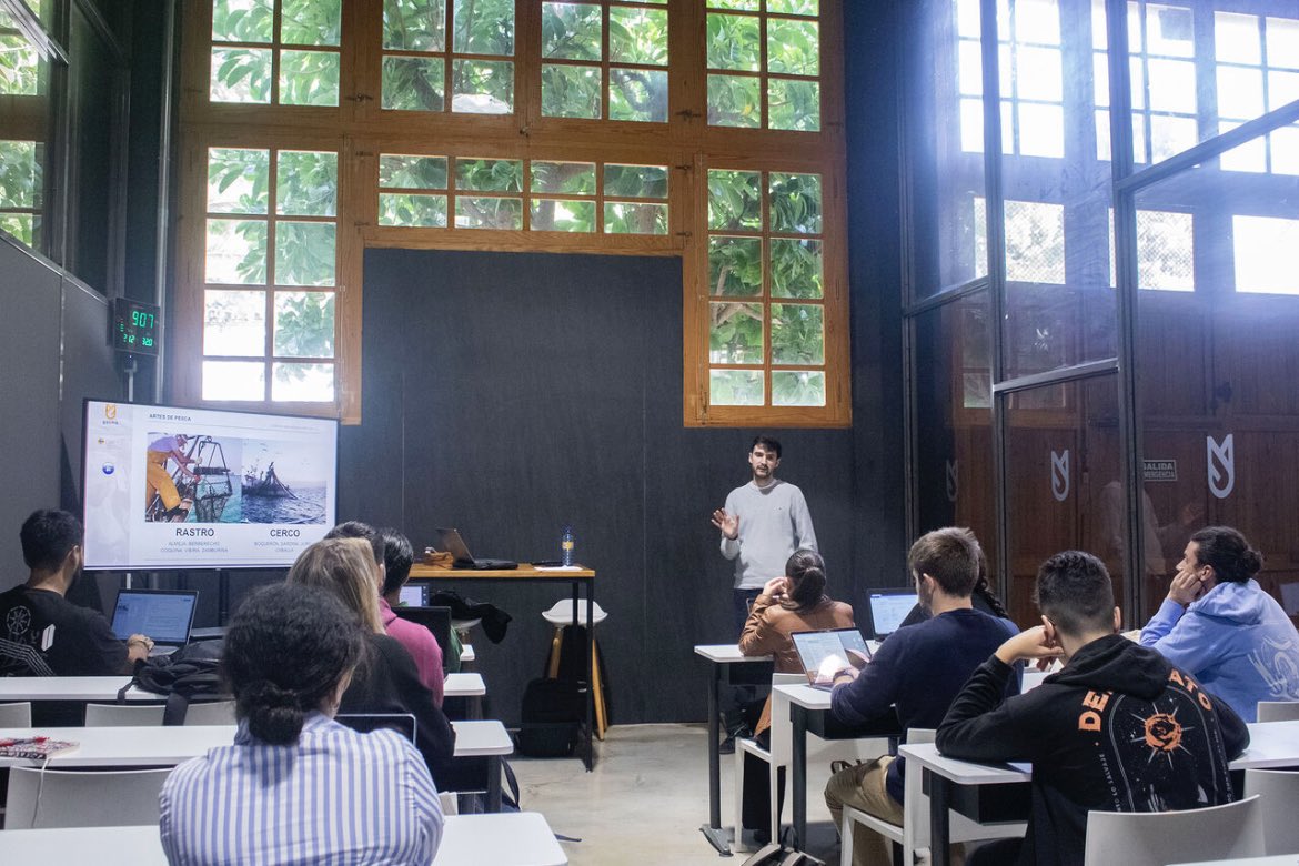 It was a pleasure to visit the fourth-year students of the Bachelor’s Degree in Gastronomy and Culinary Management at <a href="/Gasmaes/">Gasma</a>🍴

I explained the importance of deepening knowledge of marine products and conducted a GastroBio training on marine products 🐟