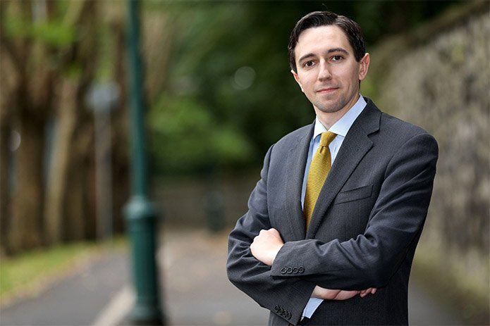 Mr_Considerate's tweet image. Once again, Ireland is at a crossroads. Once again we must ask ourselves if we want a Taoiseach who cannot fold his arms.