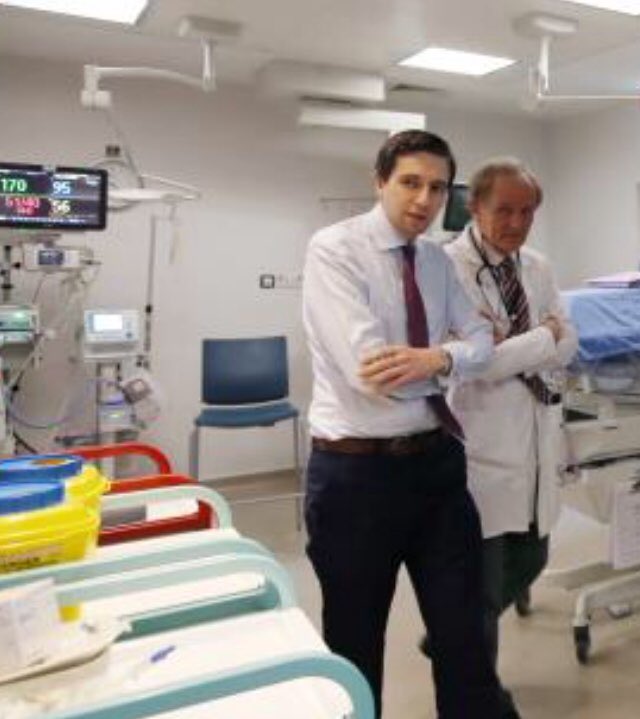 Mr_Considerate's tweet image. Once again, Ireland is at a crossroads. Once again we must ask ourselves if we want a Taoiseach who cannot fold his arms.