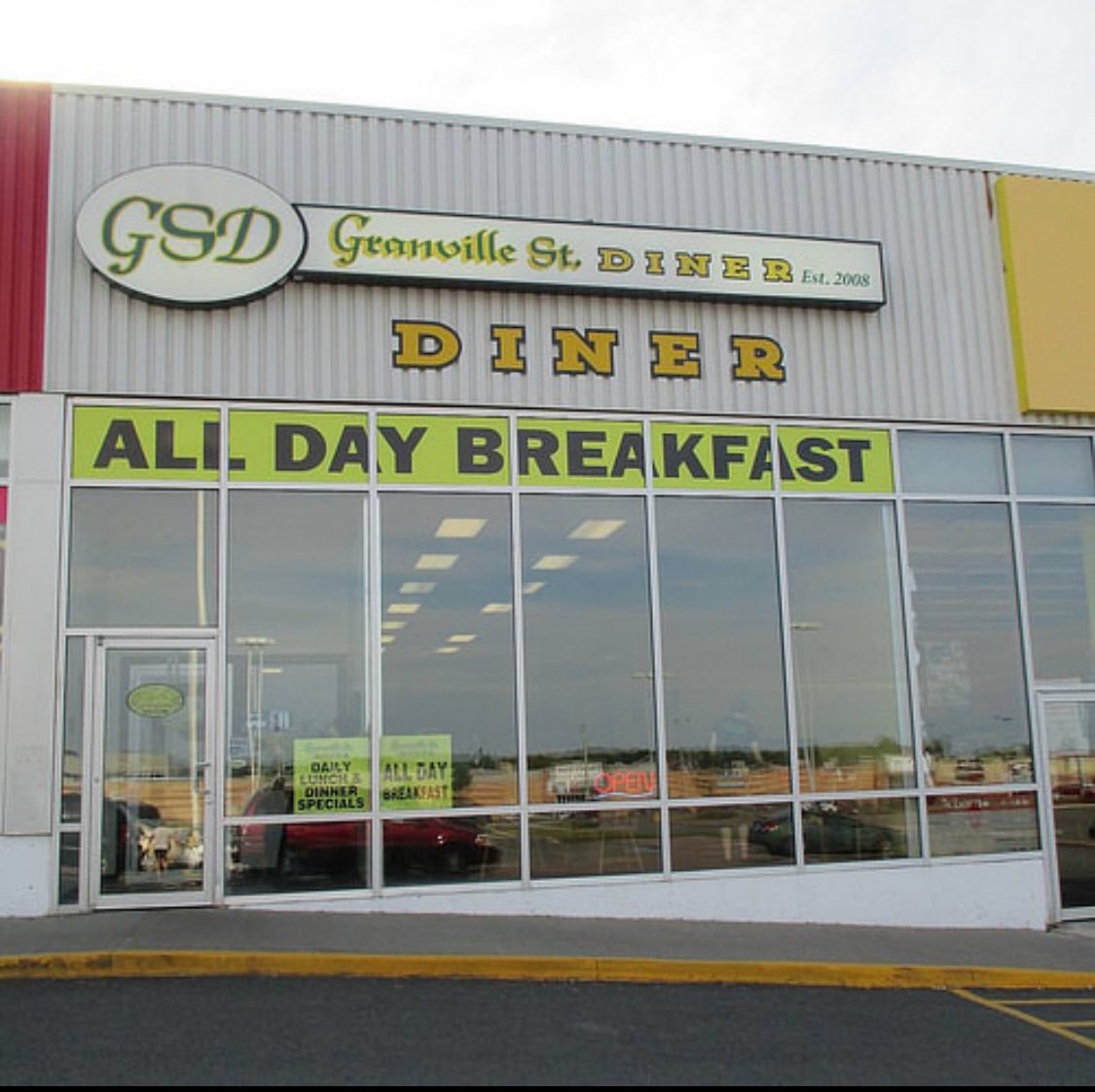 Big thanks to the crew <a href="/gsdsummerside/">Granville St Diner</a> for providing breakfast for the boys this morning. Great way to start the road trip! #CapsArmy
