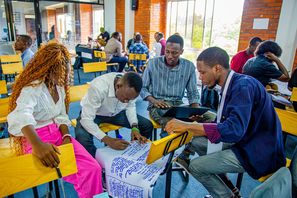 UNLEASHlab's tweet image. To address challenges related to the impact of climate change on cities, young people came together for UNLEASH Hack Kigali, to innovate around building climate resilience in urban areas. 🍀
Read more: unleash.org/building-clima…