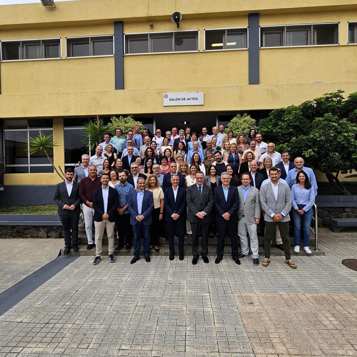 EducacionGobC's tweet photo. 🔵El consejero @PoliSuarezgc  ha clausurado este viernes la presentación del Plan de Trabajo de la Inspección Educativa de Canarias para el curso 2024/2025.

#EduCanarias #EducacionGobcan #EducaciónCanaria

➕👇 https://t.co/2GPPwfi3ms