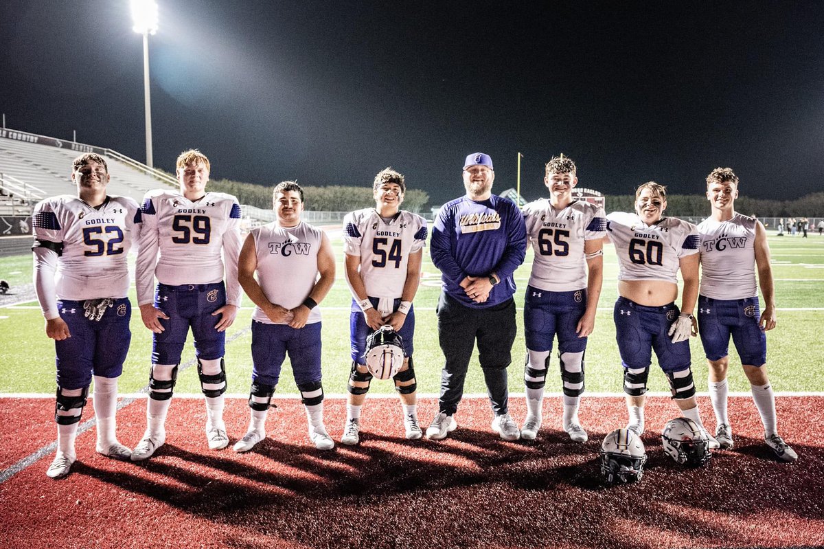 Super Proud of these Dudes! Chippin away all year and got after it everyday!!EARNED the right for #GoldballSZN