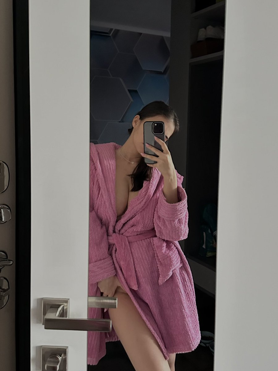 резкое желание отсосать хуй. у кого было?