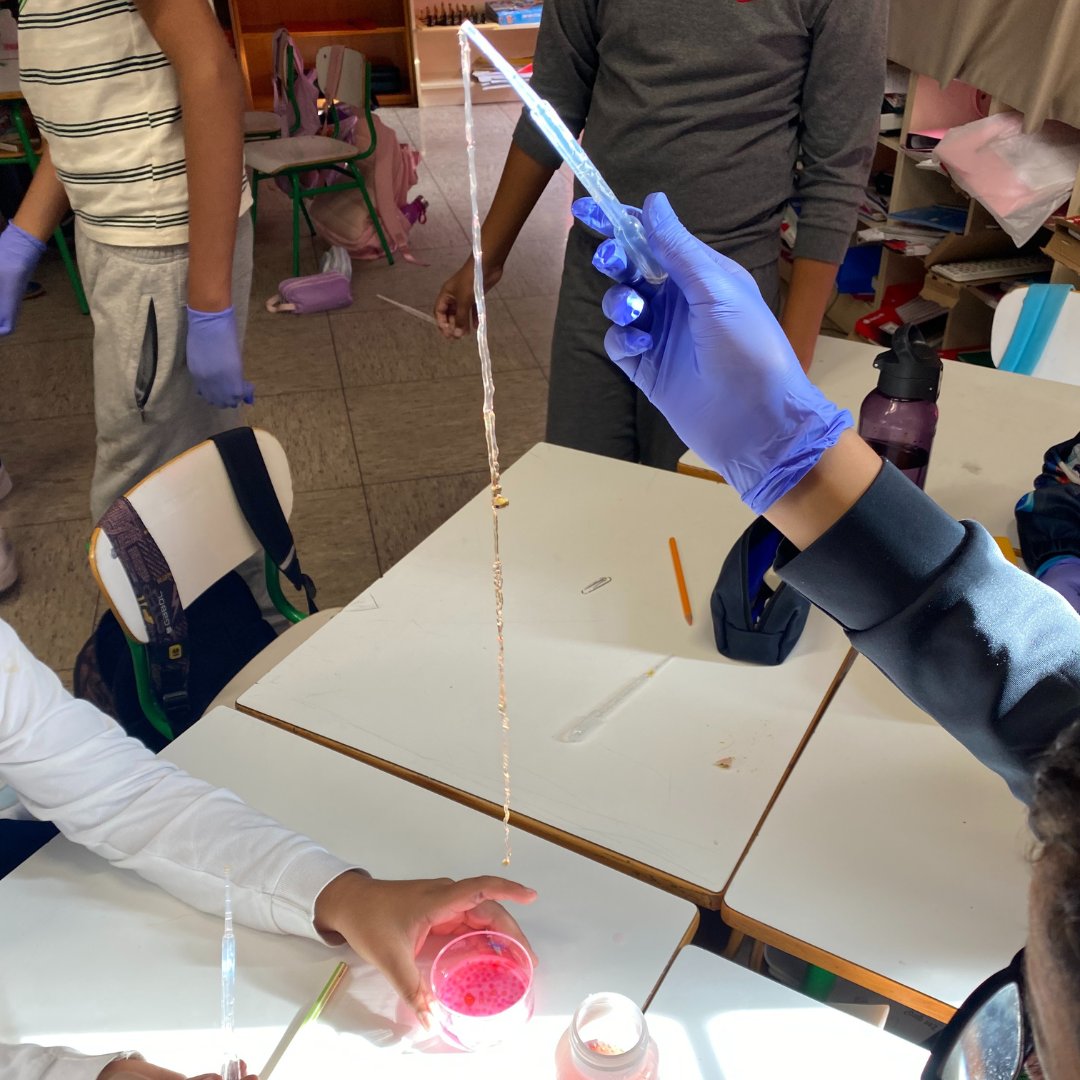 POLYMAT (@polymat_berc) on Twitter photo 🔬✨ Taking science to the classroom! Last week, #POLYMAT researchers Aitor Barquero, <a href="/Cgarast/">Clara Garcia Astrain</a> & Ana María Muñoz Mateo shared their passion at Donostia Innovation Week #WeekINN by <a href="/FomentoSS/">Donostia Sustapena - Fomento San Sebastián</a> . 🌍♻️ Students explored challenges & solutions around plastics! 🔬✨ Taking science to the classroom! Last week, #POLYMAT researchers Aitor Barquero, <a href="/Cgarast/">Clara Garcia Astrain</a> & Ana María Muñoz Mateo shared their passion at Donostia Innovation Week #WeekINN by <a href="/FomentoSS/">Donostia Sustapena - Fomento San Sebastián</a> . 🌍♻️ Students explored challenges & solutions around plastics!