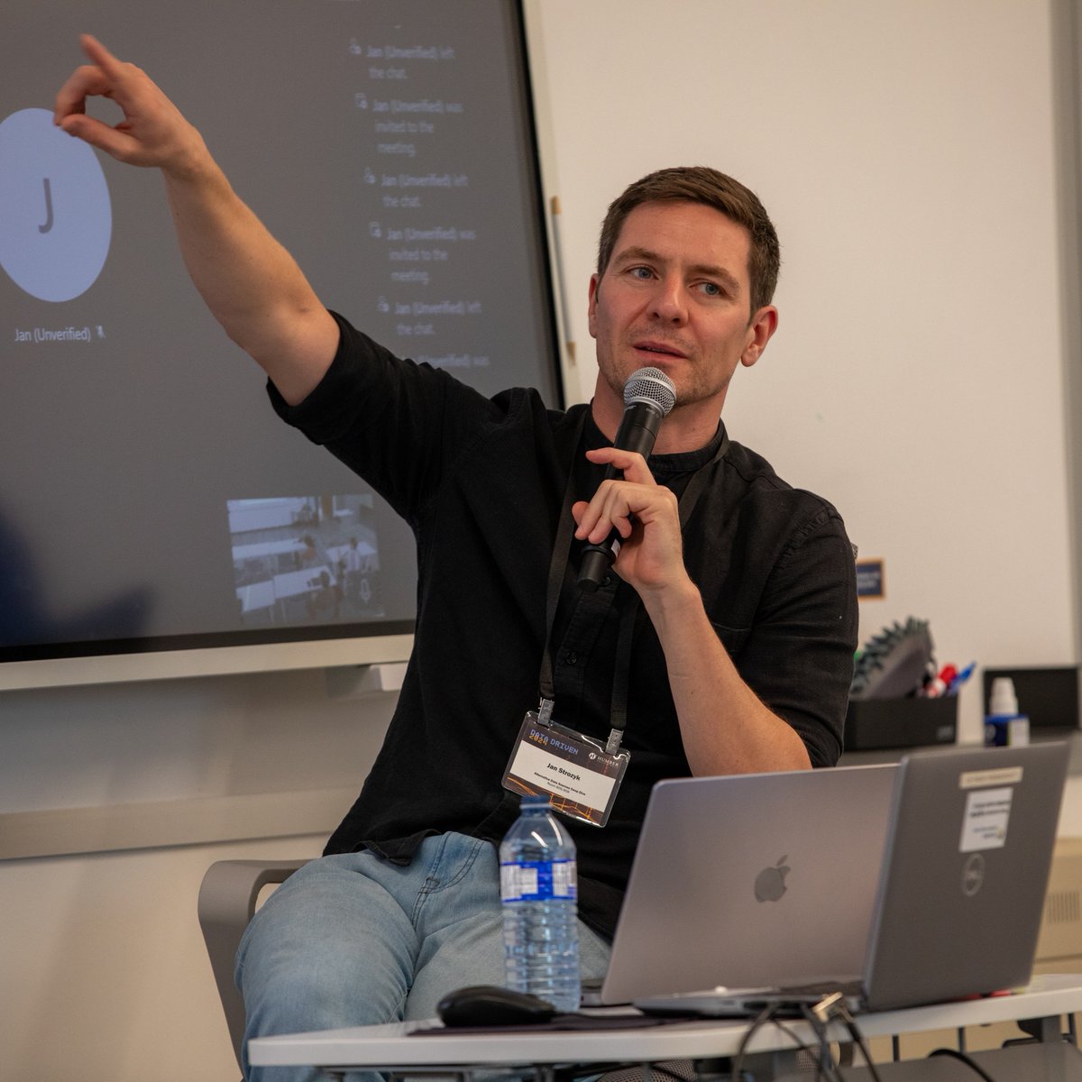 HumberStoryLab's tweet image. That’s a wrap! Thank you to everyone who attended Data Driven 2024 this year, as well as our inimitable speakers—you made it an amazing event. 

Once again, a gracious thank you to our sponsors: @HumberPoly, @villagemedia, Upgraded, and @CAJ.