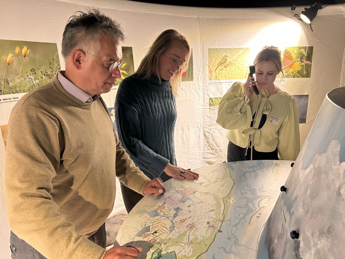 Bezoek op zondag gratis de inspiratiecirkel van de tentoonstelling Atelier Natuerlik Fryslân 2050 @ Het Lage Noorden! Inspiratie voor een biodiverse toekomstvisie voor Noard-Fryslân en ontdek hoe jij kunt bijdragen aan een natuur- en cultuurvriendelijk landschap. #biodiversiteit