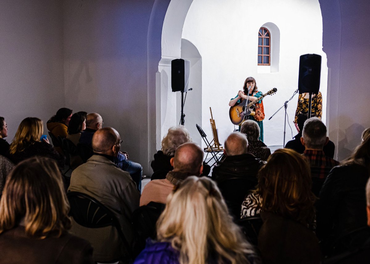 𝗛𝗘𝗡𝗢! 𝗧𝗢𝗡𝗜𝗚𝗛𝗧!

<a href="/inoismusic/">INOIS</a> x @missiongallery

Nodyn i'ch atgoffa bod drysau yn agor am 18:30 heno, gyda'r gerddoriaeth yn cychwyn am 19:00. Tocynnau'n £8 ar y drws. Gwelwn ni chi wedyn! 

📸 Mission Gallery / Stay Focused Photography

#yagym