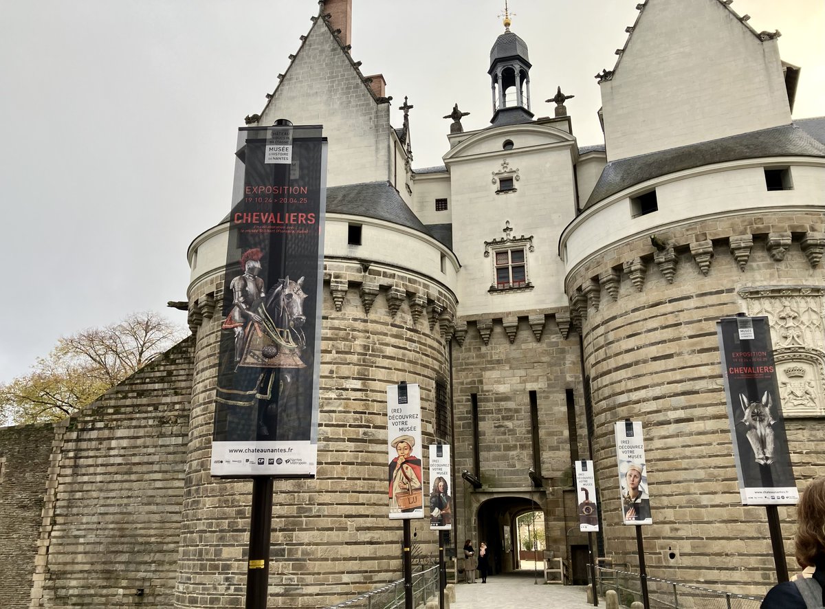 EurHeritageHub's tweet photo. 👋 For our 3rd & last day in #Nantes, we gathered at the Castle of the Dukes of Brittany for an exchange on cities & green transformation 🌍⬇️ #SharingLocalStories https://t.co/3VDJzL6IyO