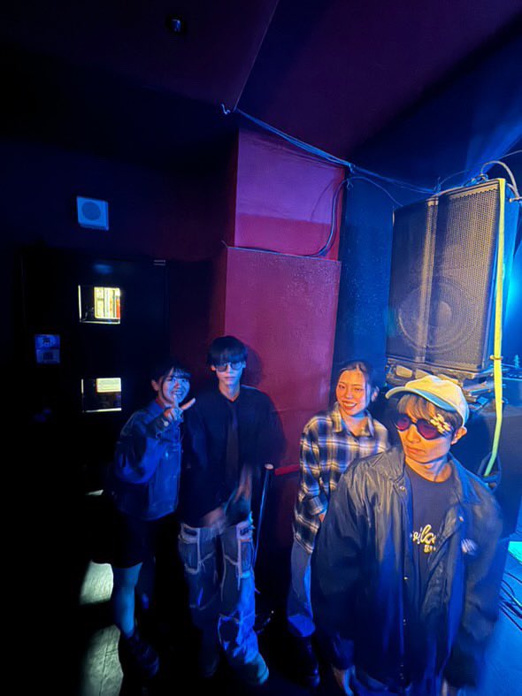 collaboron_'s tweet photo. 本日のライブにお越しいただいたお客さんたち、出演したAmitieとKreis、246のスタッフの方々皆さんありがとうございました！！

いい写真ばかり、撮ってくれたお客さんに感謝です！これからもコラボ論頑張っていきます💪 https://t.co/yWEfbL0p26