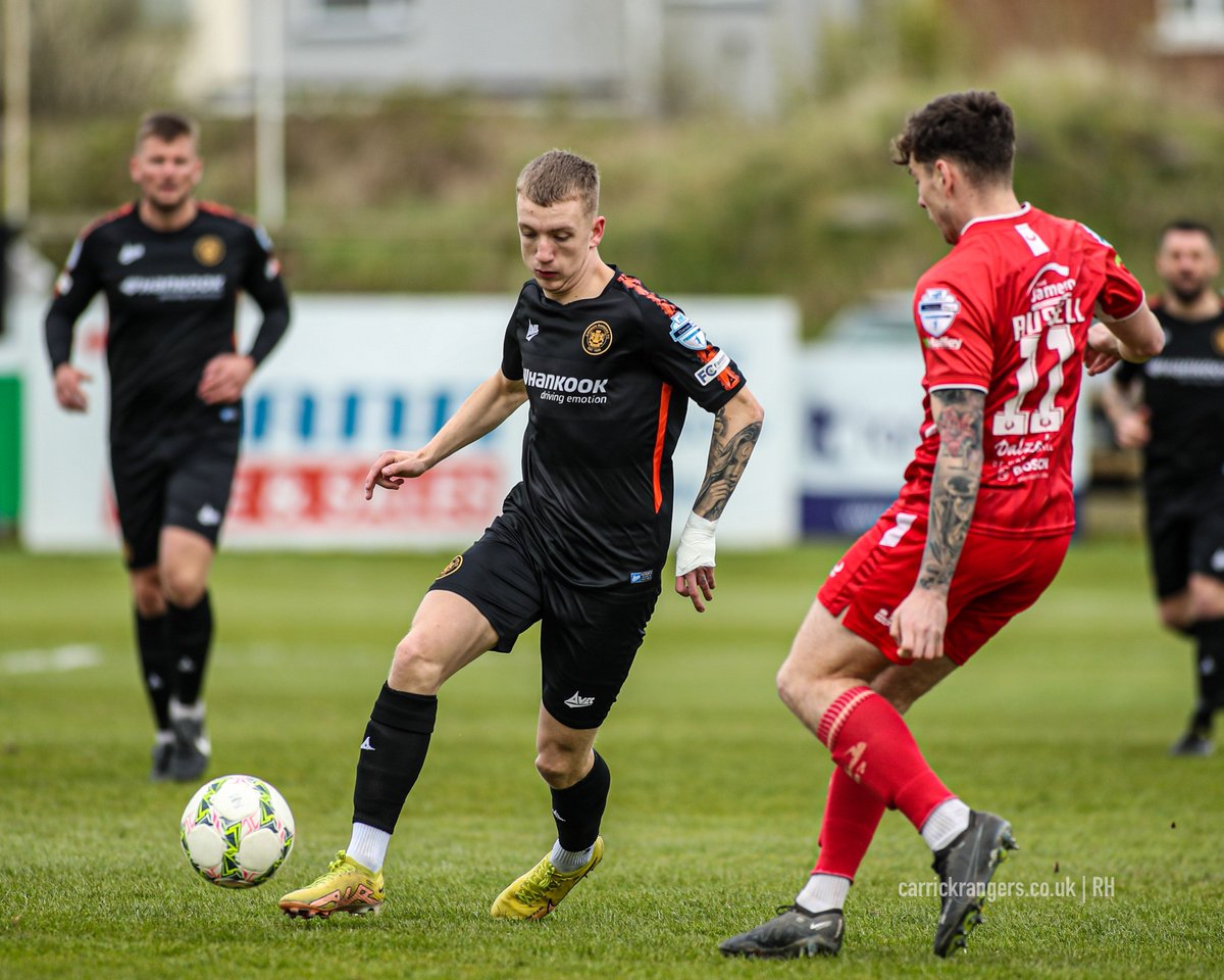 CarrickRangers's tweet image. 𝗧𝗼𝗺𝗼𝗿𝗿𝗼𝘄 ⤵️

🆚 Portadown
🎟️ 𝗧𝗜𝗖𝗞𝗘𝗧𝗦 &amp;amp; 𝗧𝗥𝗔𝗩𝗘𝗟: bit.ly/CRFCAwayDays 

#CRFC | #AmberArmy 🟠⚫️