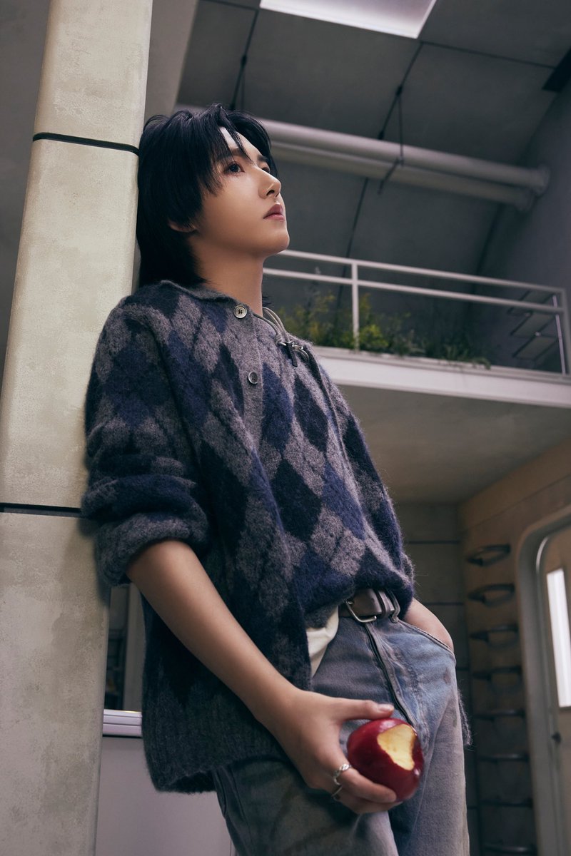 NCT DREAM 'When I’m With You' MV Teaser Images #MARK #RENJUN 

NCT DREAM 【DREAMSCAPE】 
➫ 2024.11.11 6PM (KST)

🔗Access to the New World
nctdream-dreamscape.com 

💿 Pre-order&amp;save&amp;add
NCTDREAM.lnk.to/DREAMSCAPE 

#NCTDREAM #WhenImWithYou
#NCTDREAM_WhenImWithYou