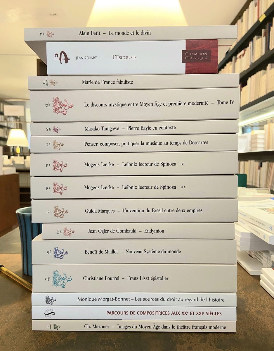 HonoreChampion's tweet photo. La pile des nouveautés de novembre 📚

https://t.co/WHrdFCMx8T https://t.co/bvPKaWqEQn
