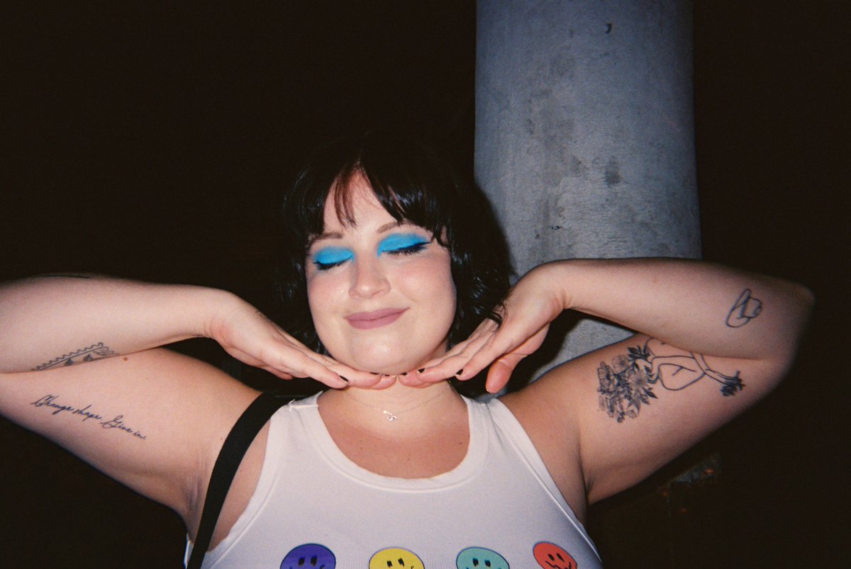 It’s #AFFanFriday friends!! It’s been quite the week so show us your favorite <a href="/aboutfacebeauty/">about-face beauty by Halsey</a> and <a href="/af_ninetyfour/">af94</a> looks, new or old 💚💚 

I finally got my film back from months ago. Blue Monday, you will always be that girl