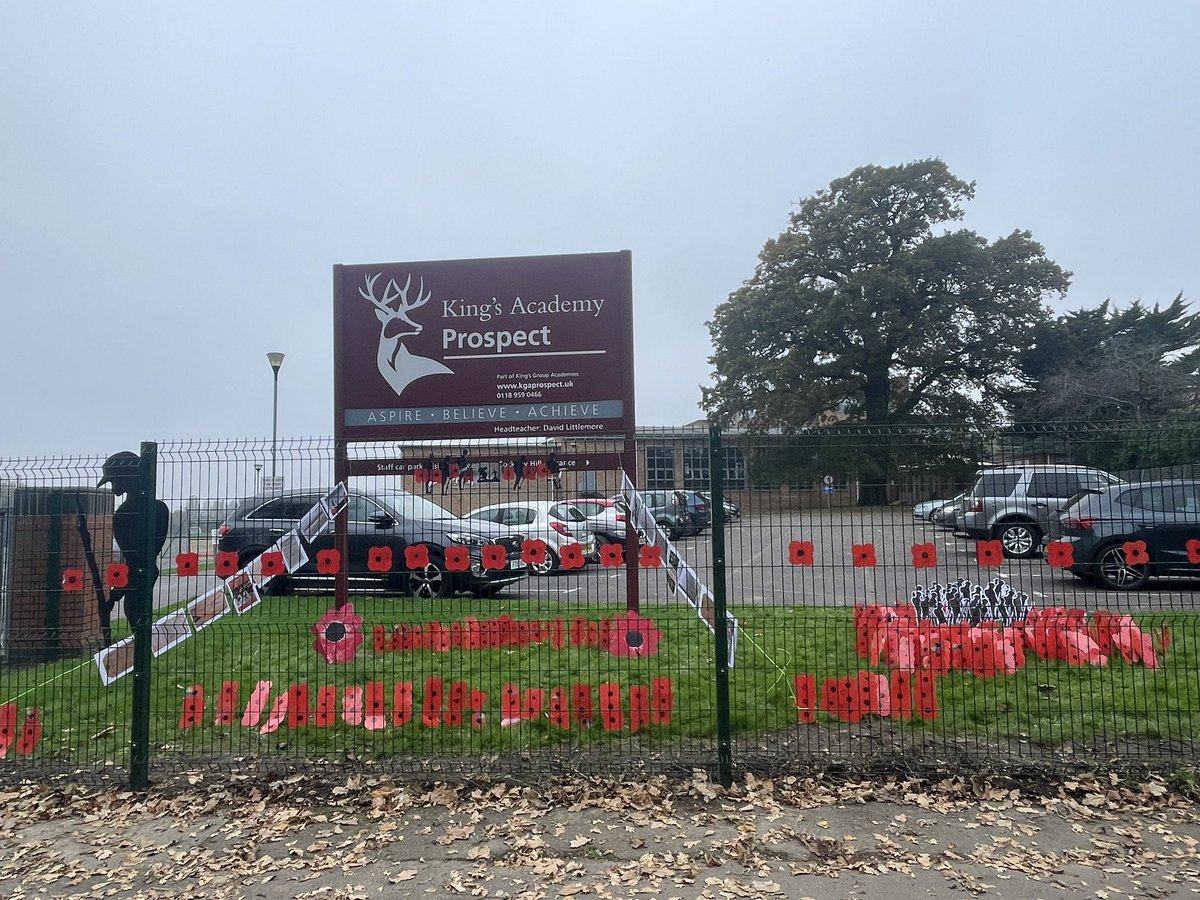 Our entry for #turntilehurstred this year.

Our school #actofremembrance will take place at 11.11.11 at the 100 tree

#lestweforget